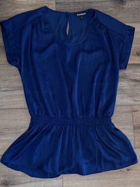 Express Women's Blue Short Sleeve Gathered Waist Blouse